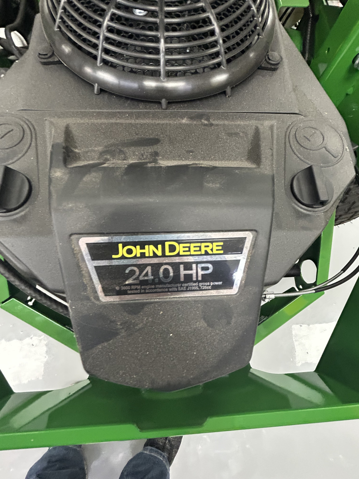 2025 John Deere Z730M Image 4