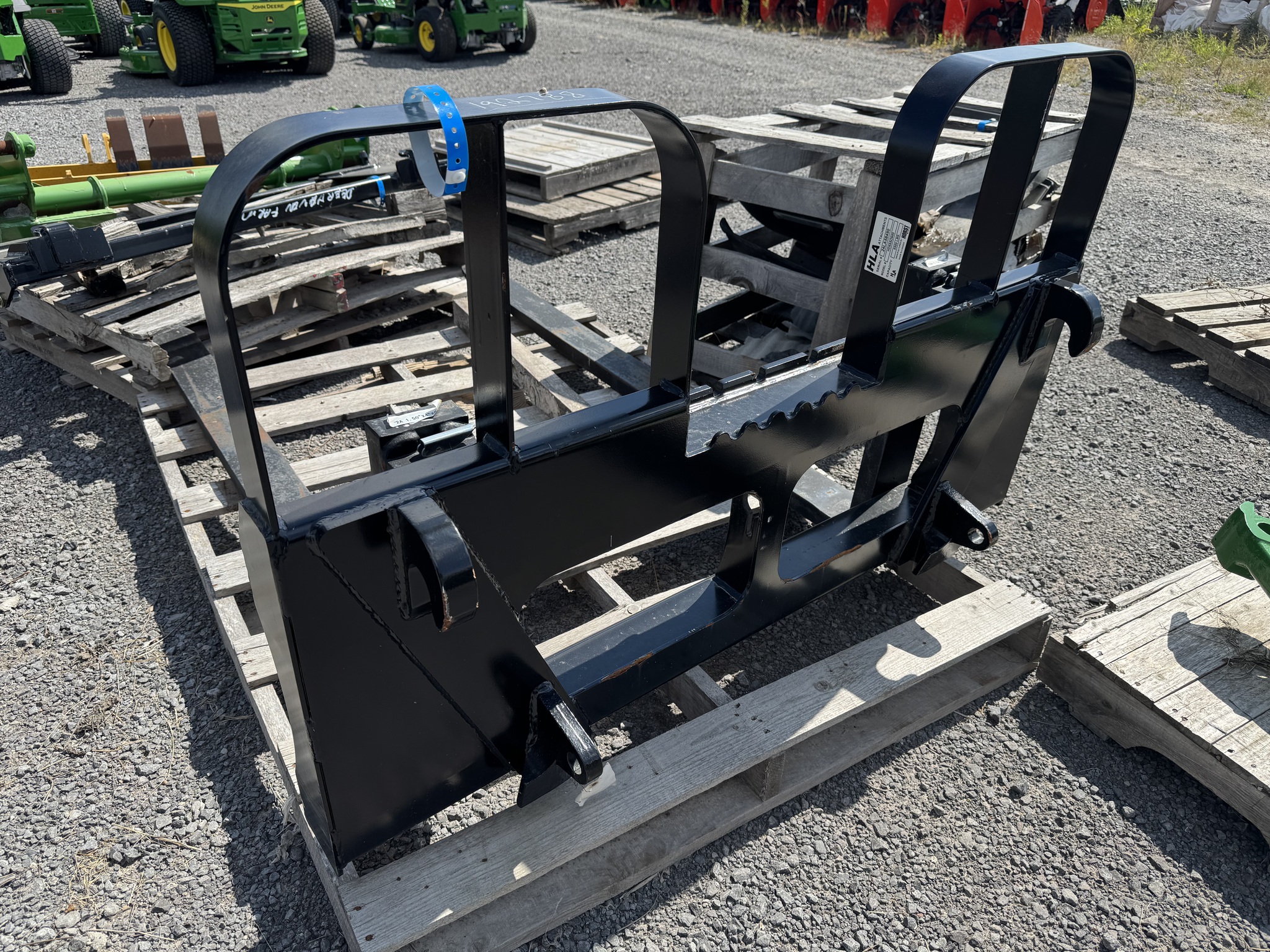 2024 Horst 5500LB PALLET FORKS Image 2