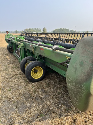 Used 2022 John Deere 730D Combine Platforms at Horizon Ag & Turf in Mayerthorpe, AB - Photo3