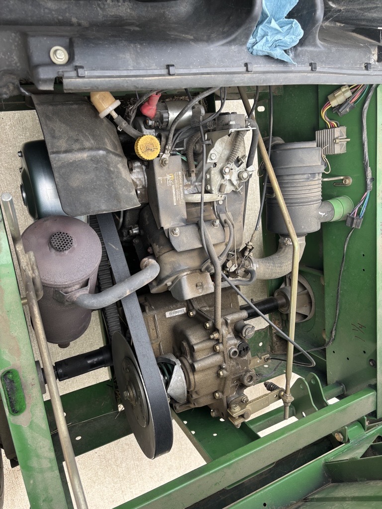 2006 John Deere TS 4X2 Image 8