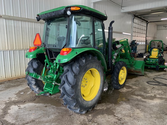Photo of 2022 John Deere 5075E