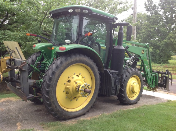 Photo of 2018 John Deere 7230R