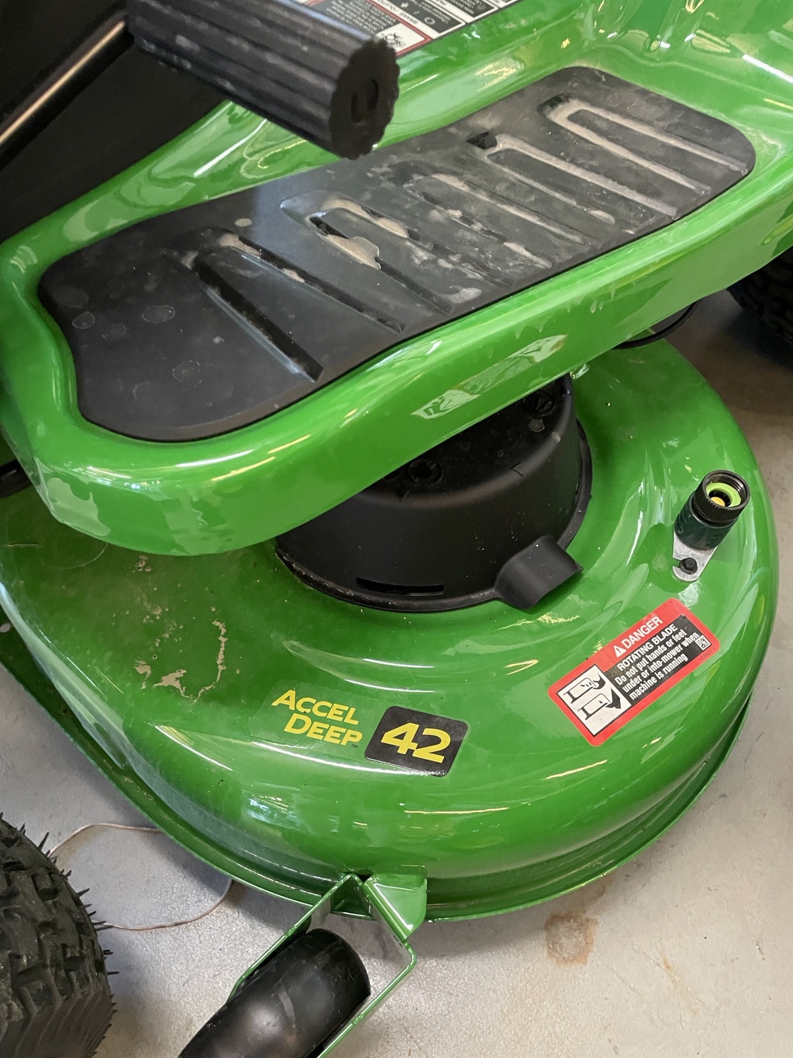 2025 John Deere S220 Image 4
