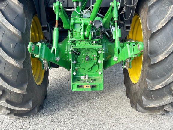 2024 John-Deere 5100E