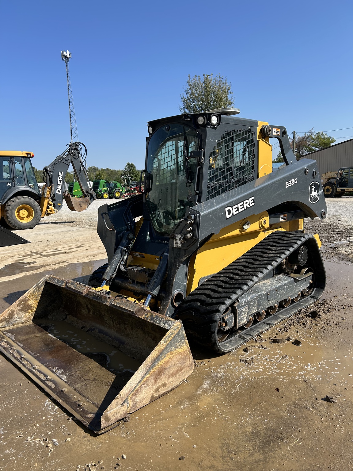 2020 John Deere 333G Image 1