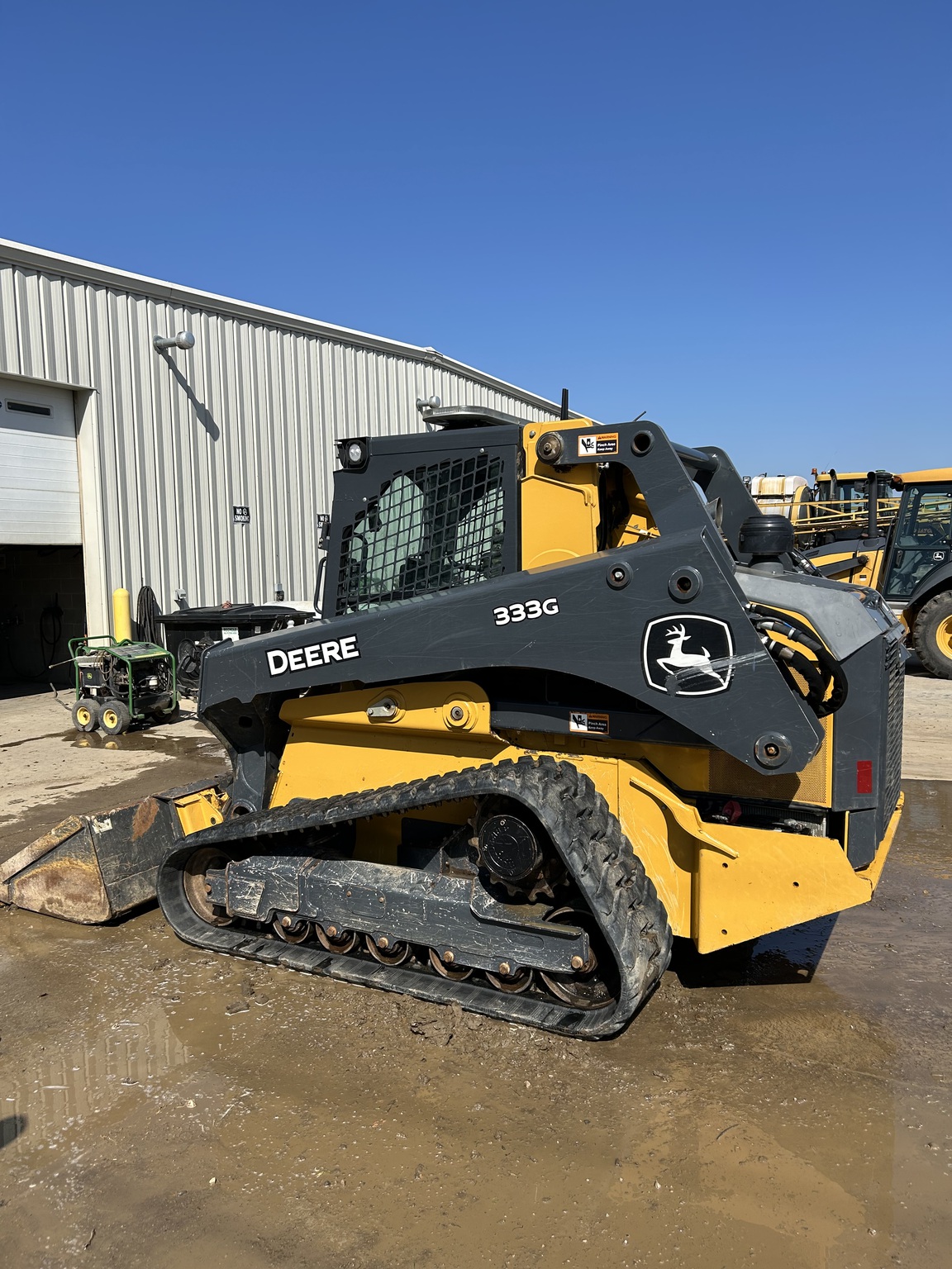 2020 John Deere 333G Image 3