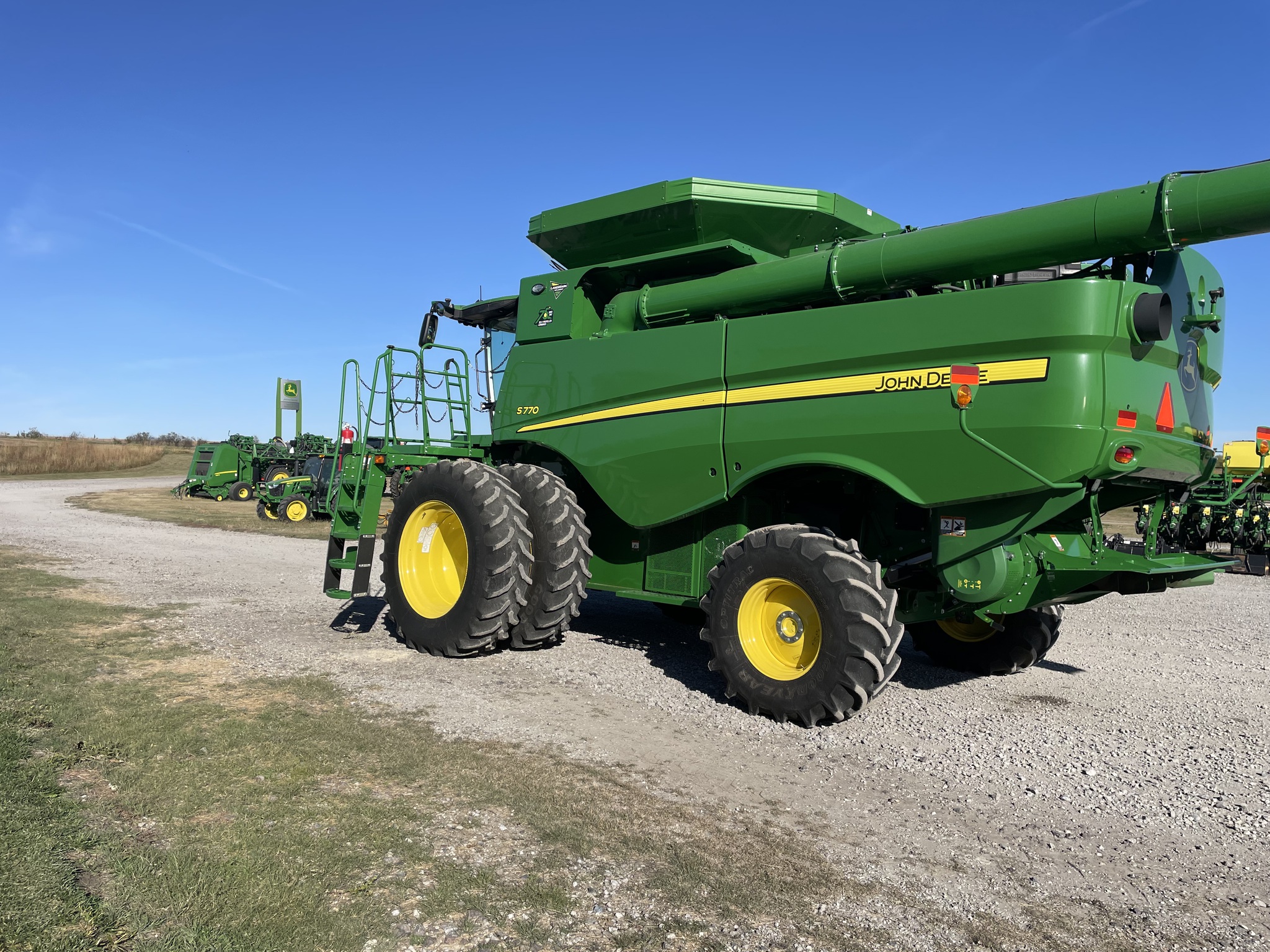 2022 John Deere S770 Image 4