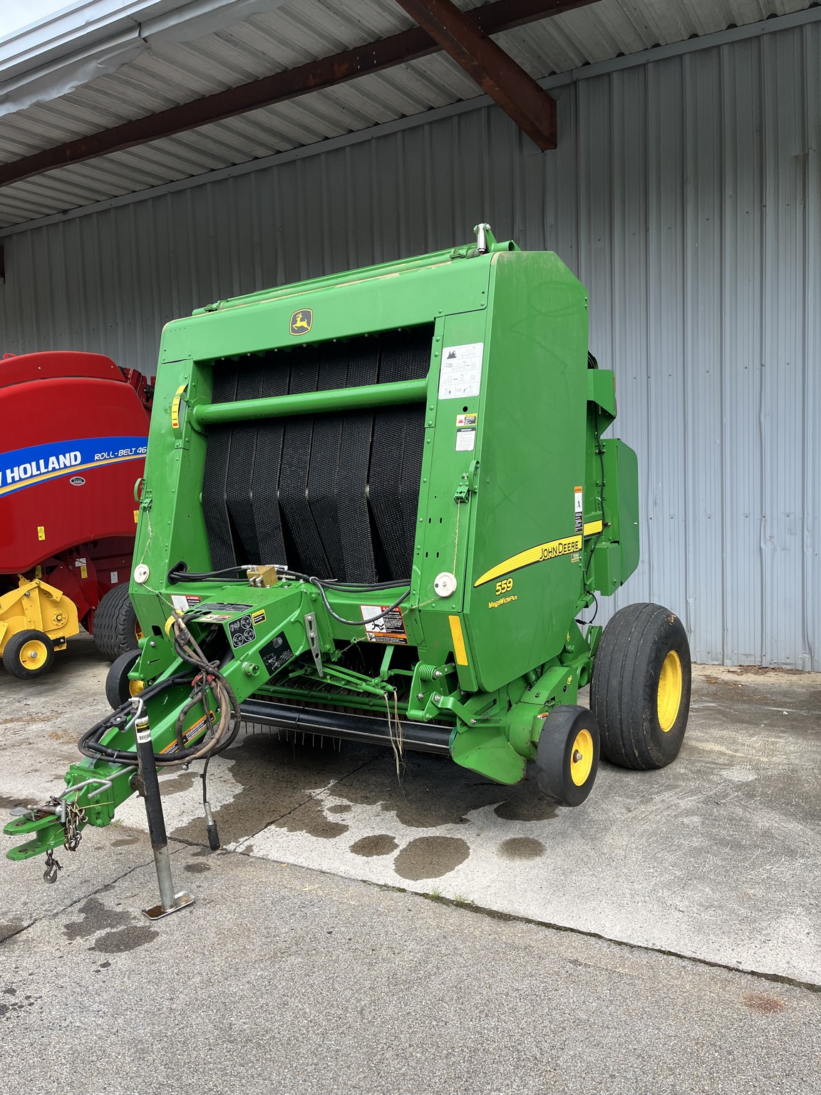 2016 John Deere 559 Image 1