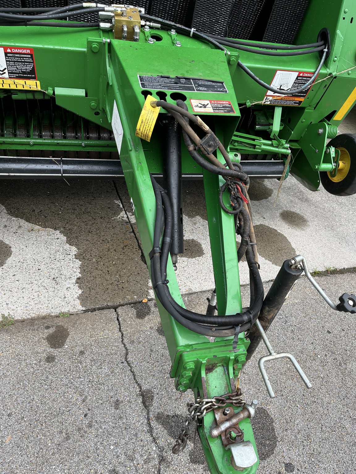 2016 John Deere 559 Image 16
