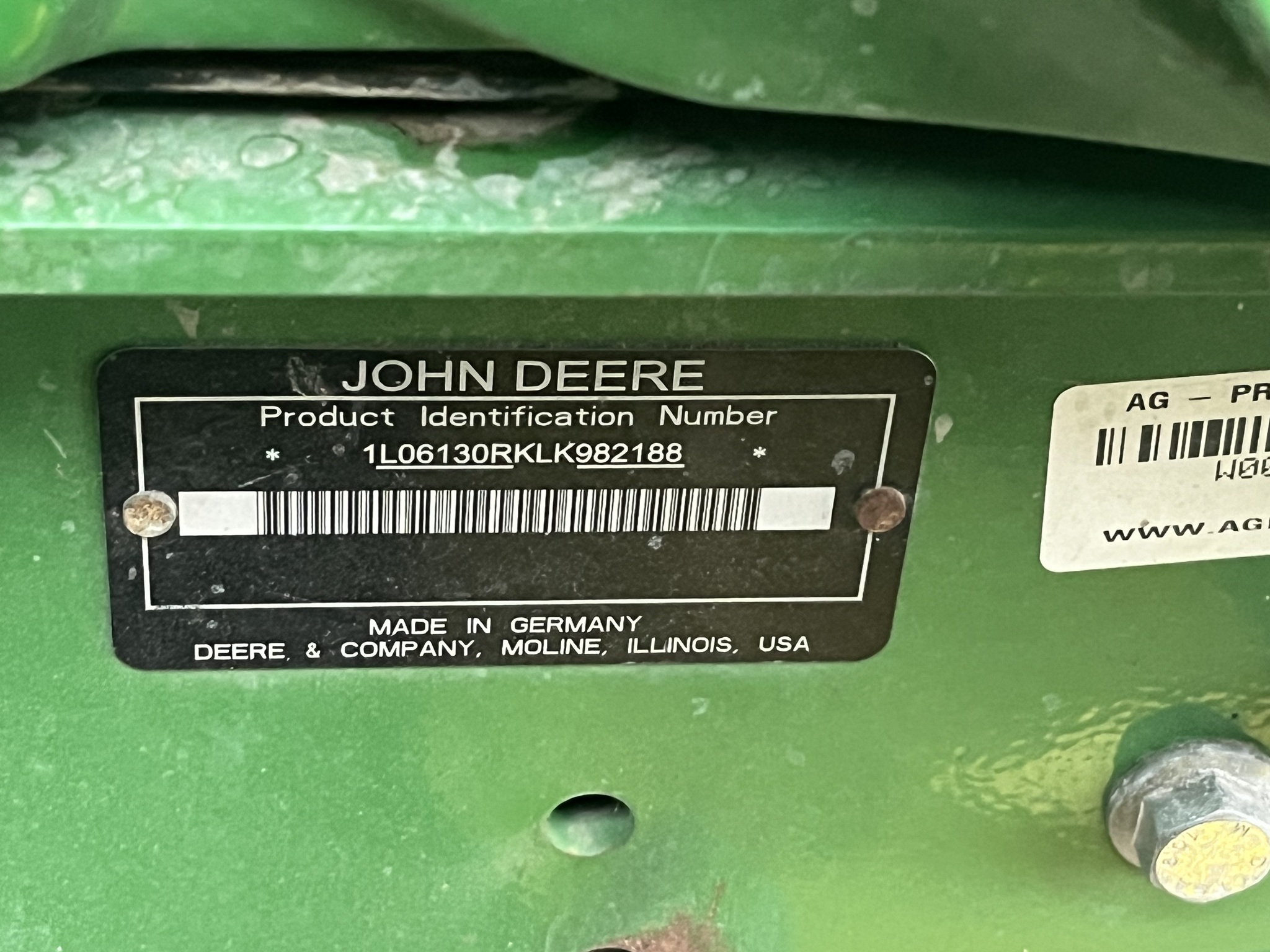 2021 John Deere 6130R Image 4