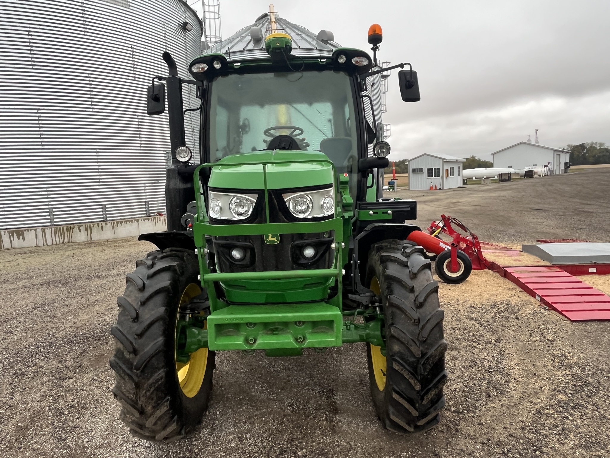 2021 John Deere 6130R Image 3