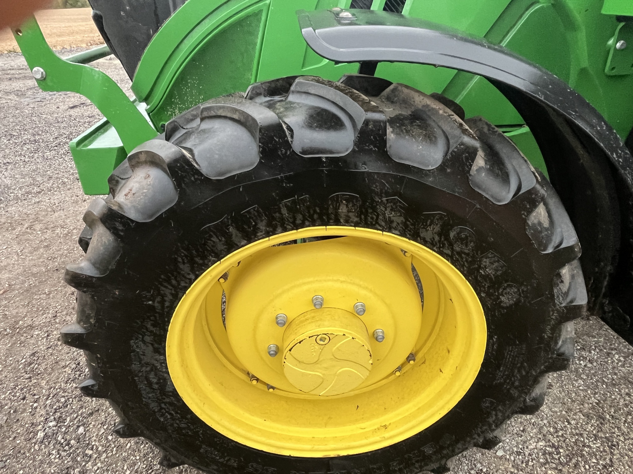 2021 John Deere 6130R Image 8