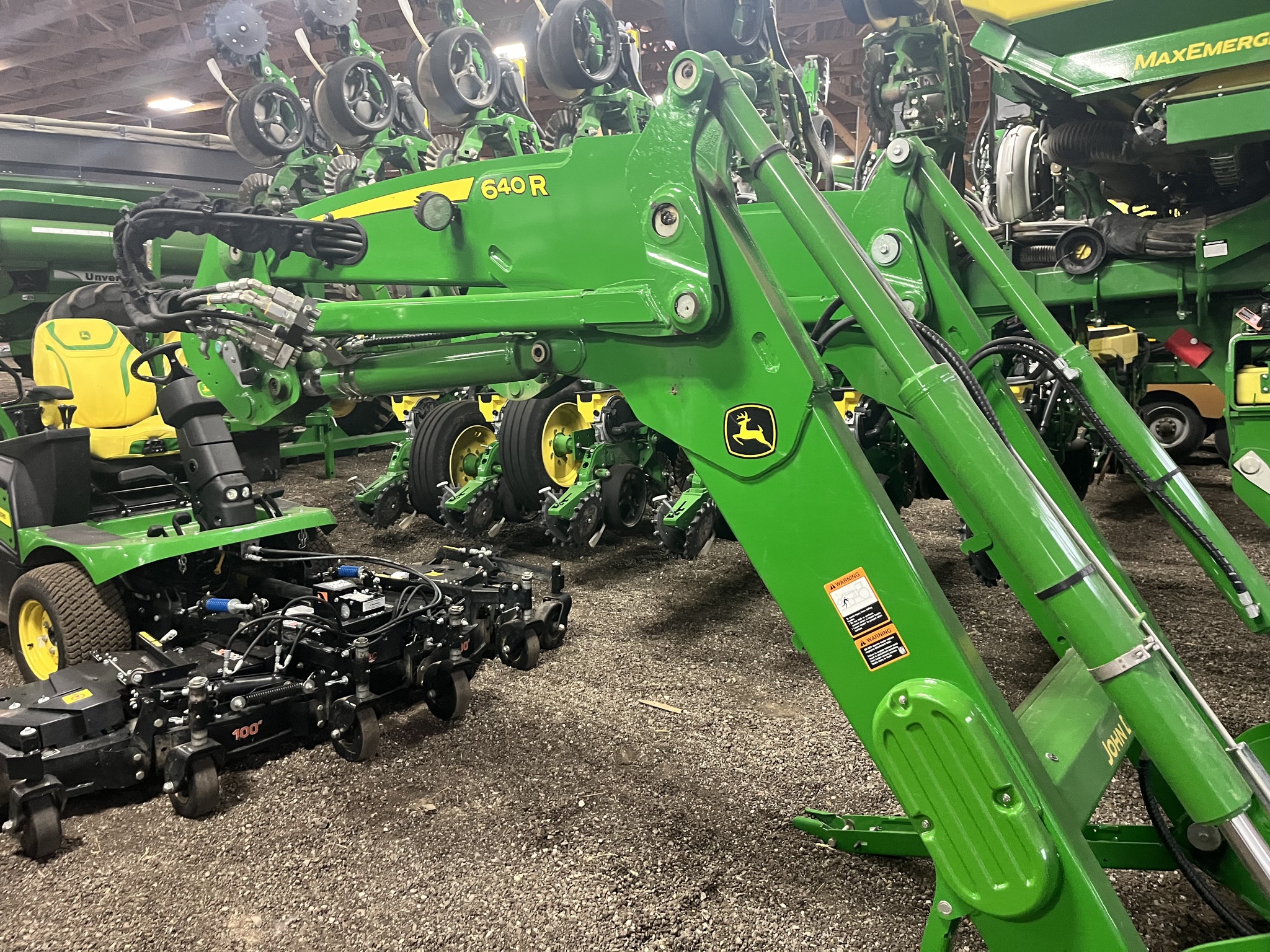2021 John Deere 6130R Image 13