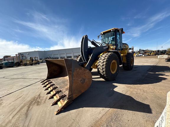 2021 John Deere 644P