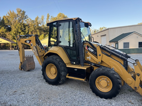 2020 Caterpillar 420F