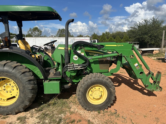 2018 John Deere 5075E Photo 2