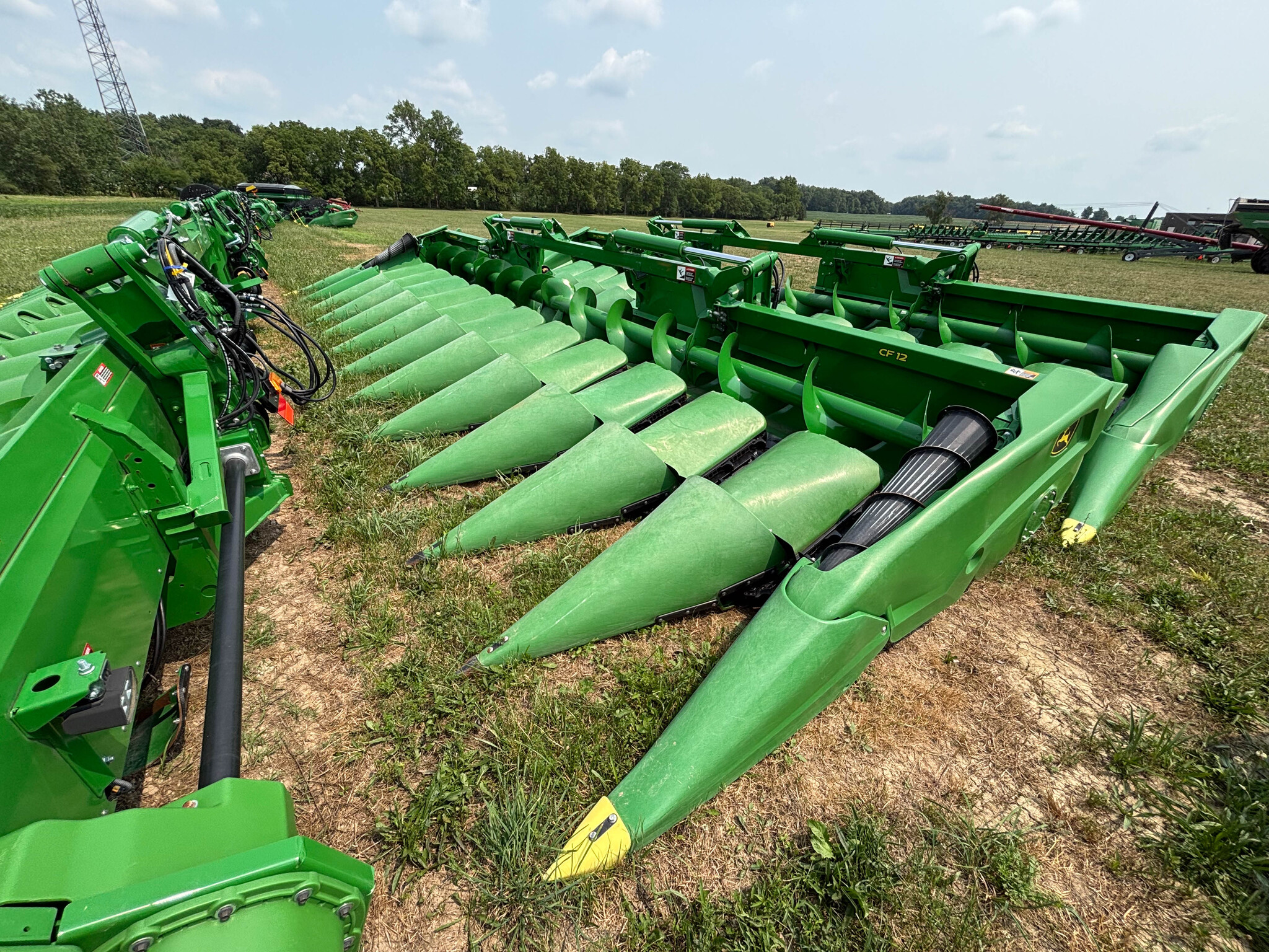 Used 2025 John Deere CF 12 Corn and Row Crop headers at Koenig Equipment in Anna, OH - PhotoXL0
