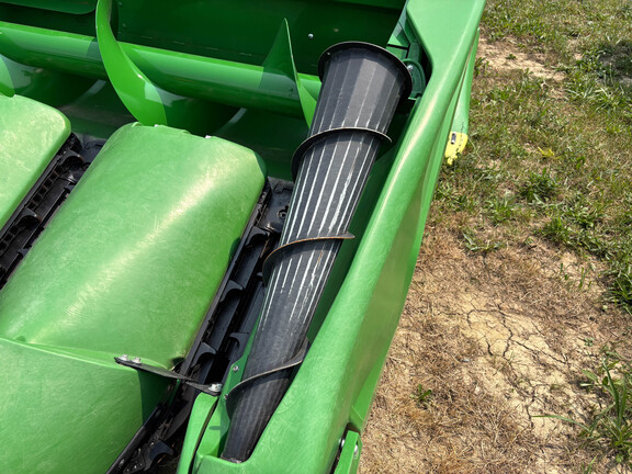 Used 2025 John Deere CF 12 Corn and Row Crop headers at Koenig Equipment in Anna, OH - Photo12