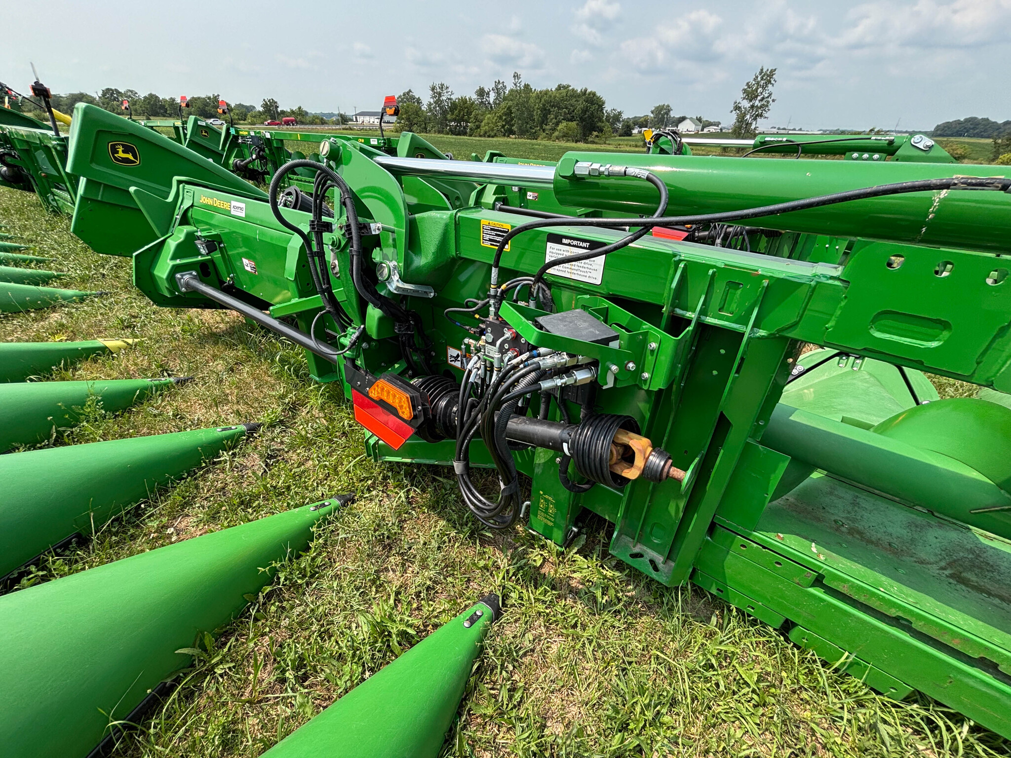 Used 2025 John Deere CF 12 Corn and Row Crop headers at Koenig Equipment in Anna, OH - PhotoXL5