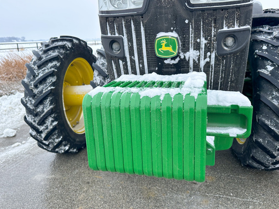 2015 John-Deere 8320R