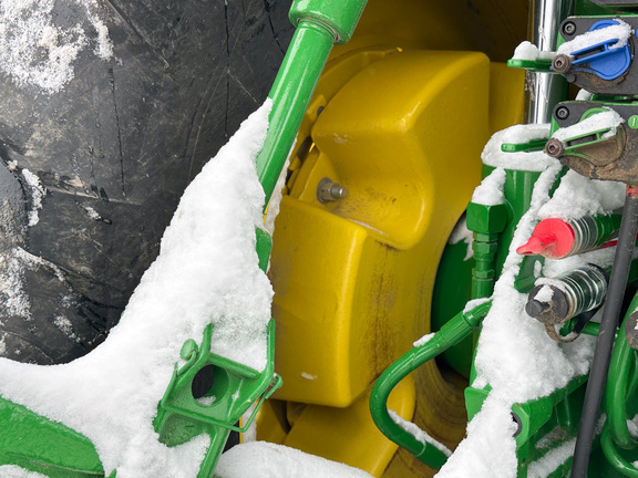 2015 John-Deere 8320R