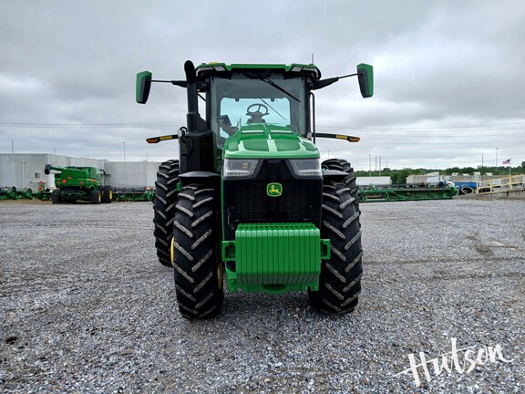 Photo of 2024 John Deere 8R 250