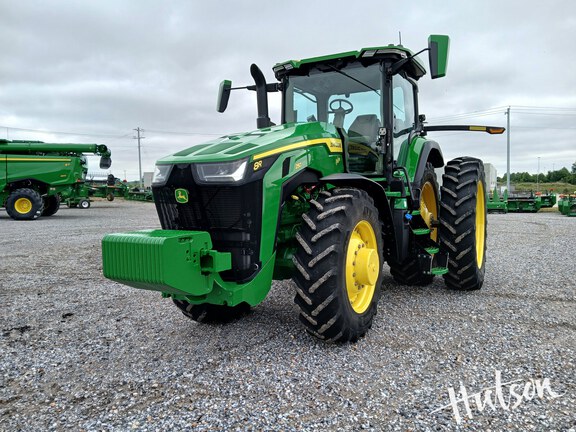 Photo of 2024 John Deere 8R 250