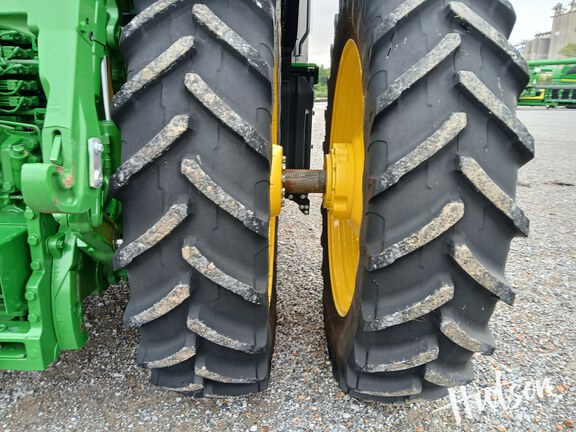 Photo of 2024 John Deere 8R 250
