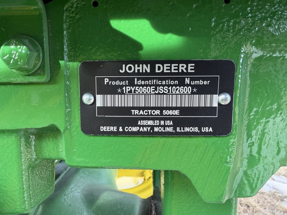2025 John Deere 5060E - Photo29