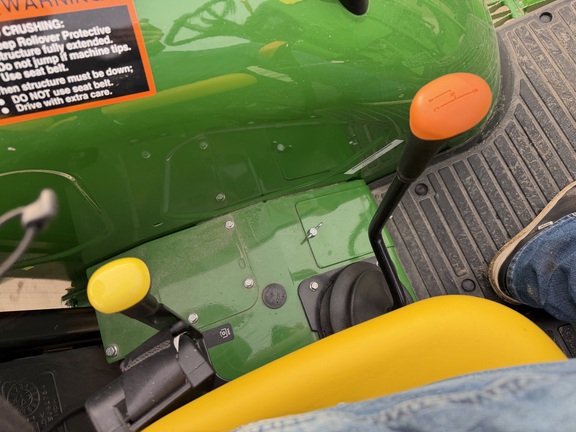 2025 John Deere 5060E - Photo25