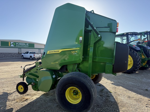 2024 John Deere 561R - Photo4