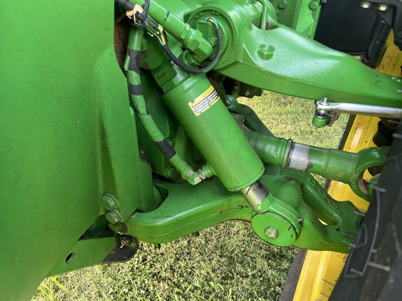 2013 John Deere 8260R