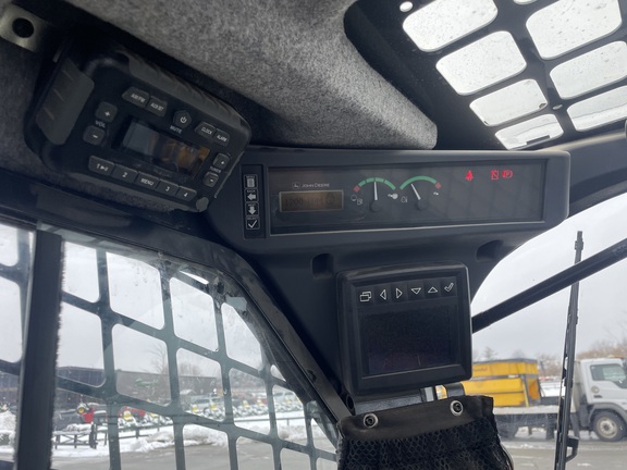 2024 John-Deere 325G