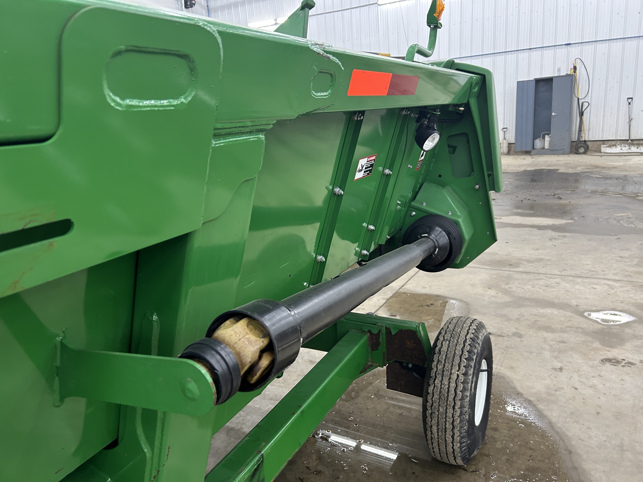 2014 John Deere 612C Image 18