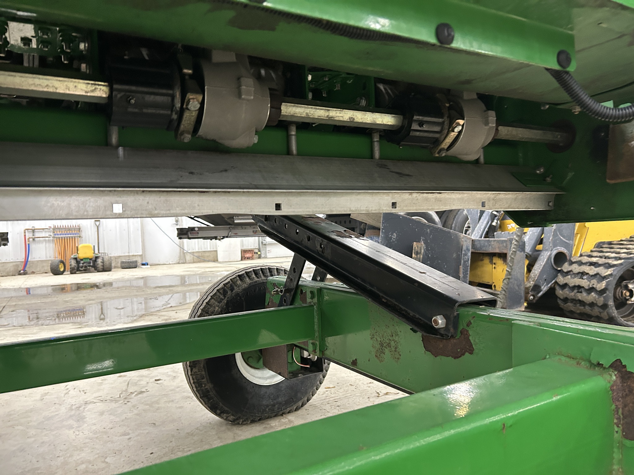 2014 John Deere 612C Image 25