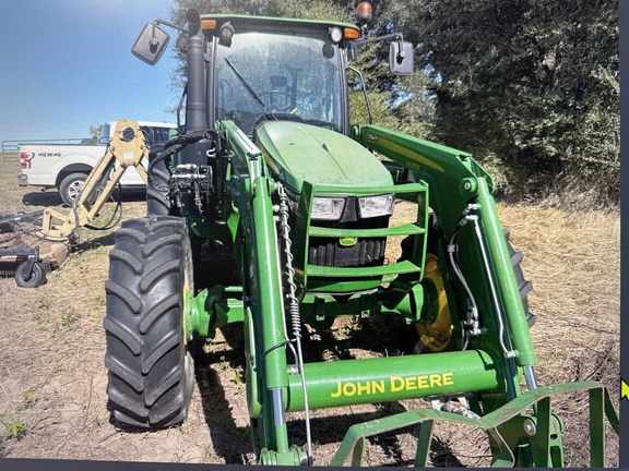 2020 John Deere 5115M Photo 3