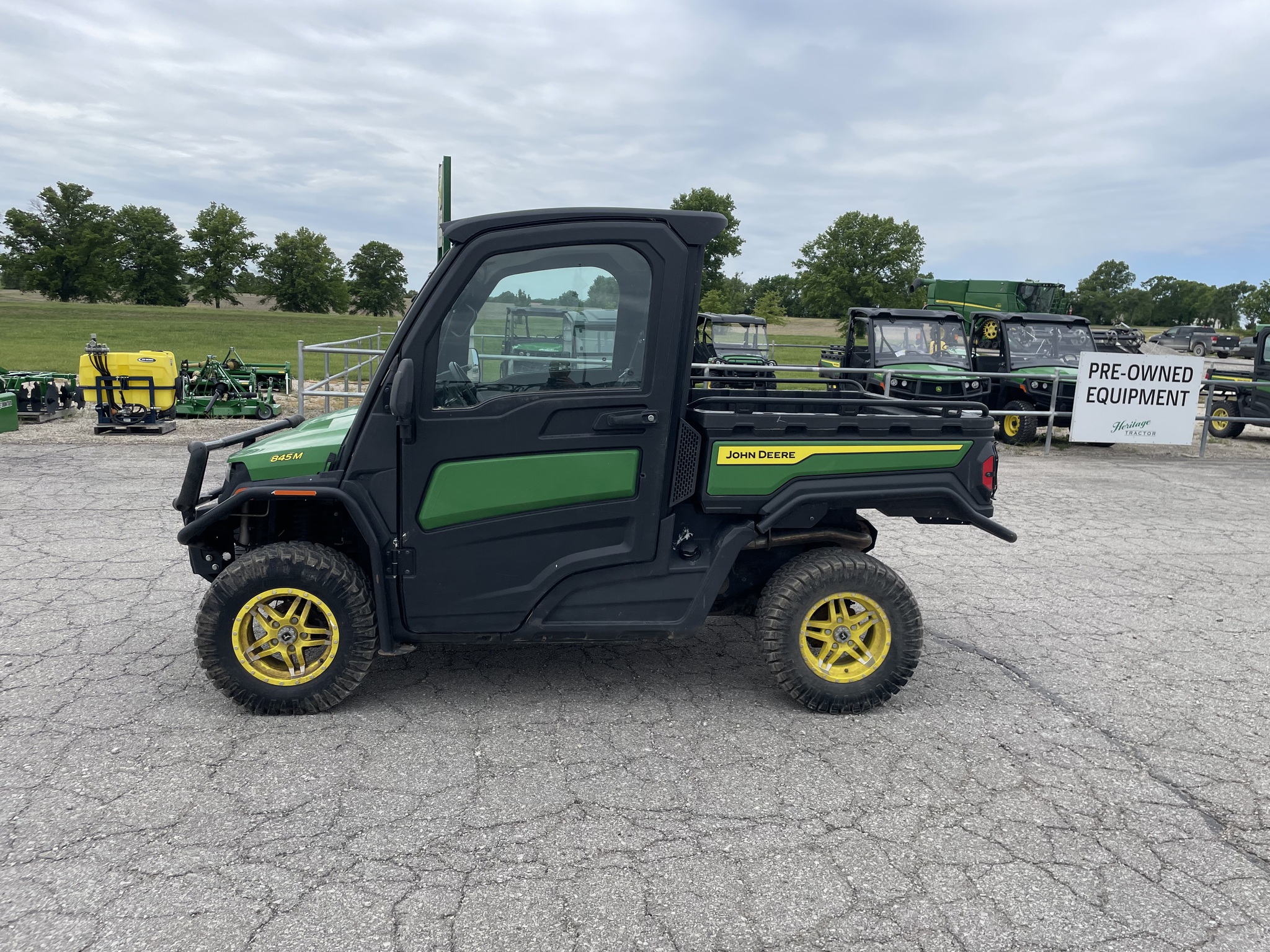  2025 John Deere XUV 845M at Heritage Tractor in Baldwin City, KS