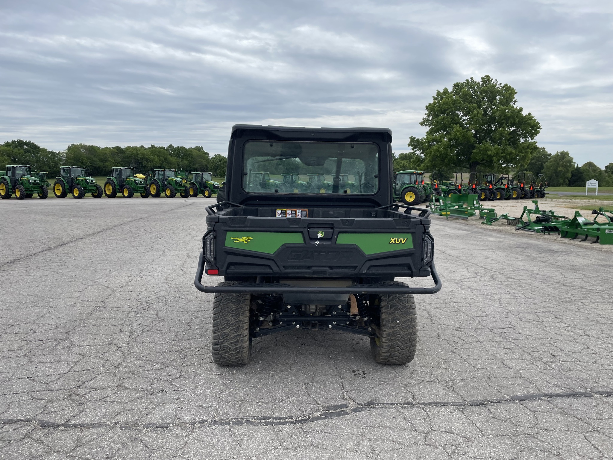  2025 John Deere XUV 845M at Heritage Tractor in Baldwin City, KS