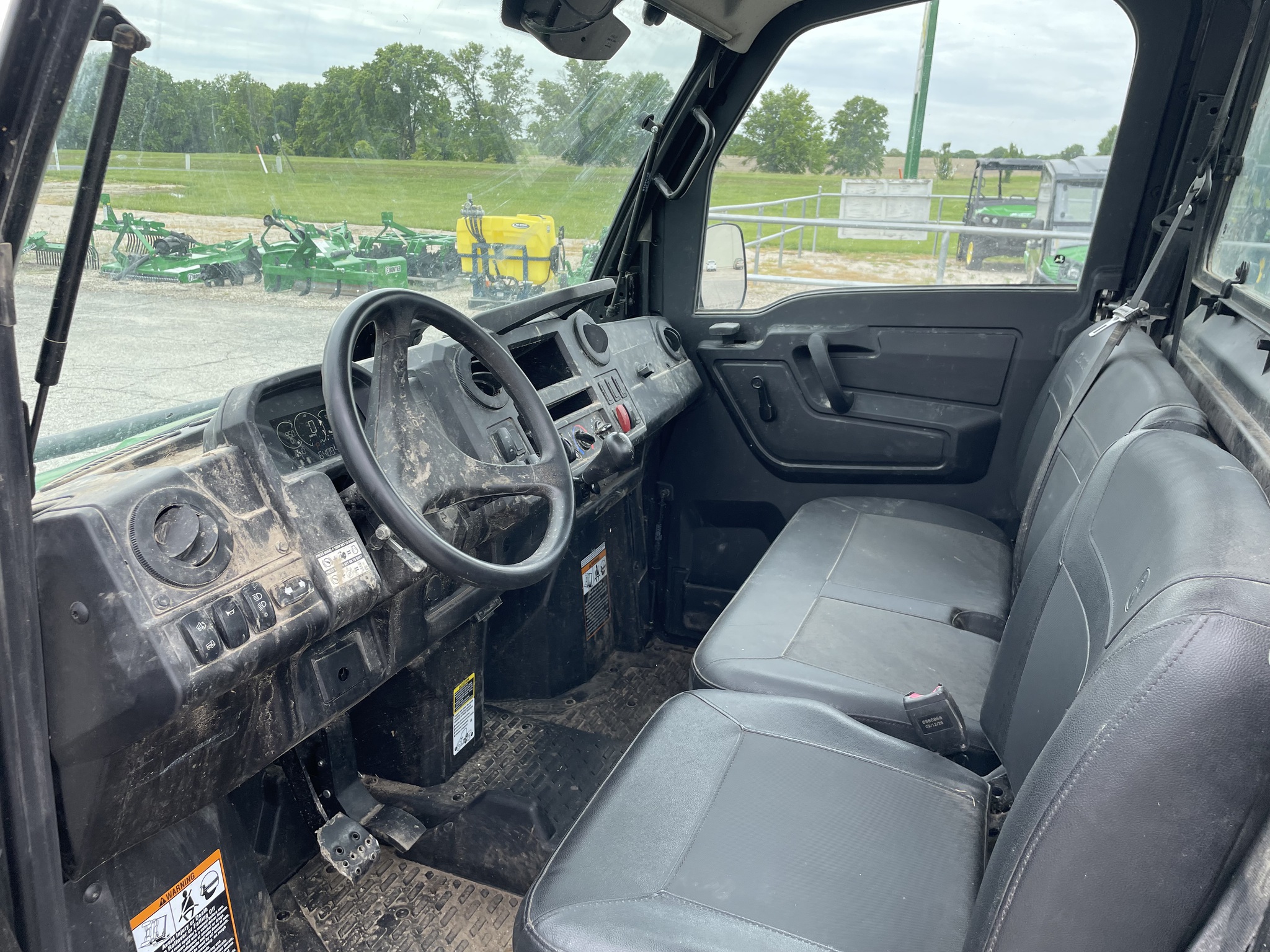  2025 John Deere XUV 845M at Heritage Tractor in Baldwin City, KS