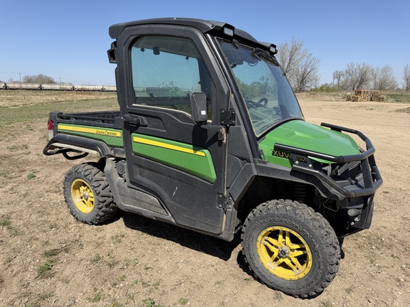  John Deere XUV 835M