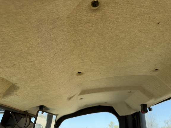 2019 John Deere XUV 835M - Photo19