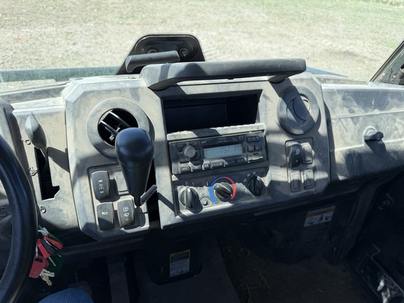 2019 John Deere XUV 835M - Photo23