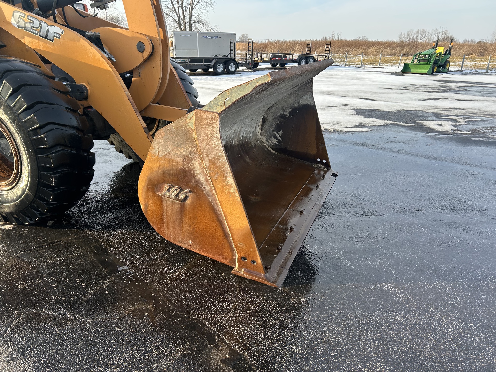 2016 Case 621F Image 5