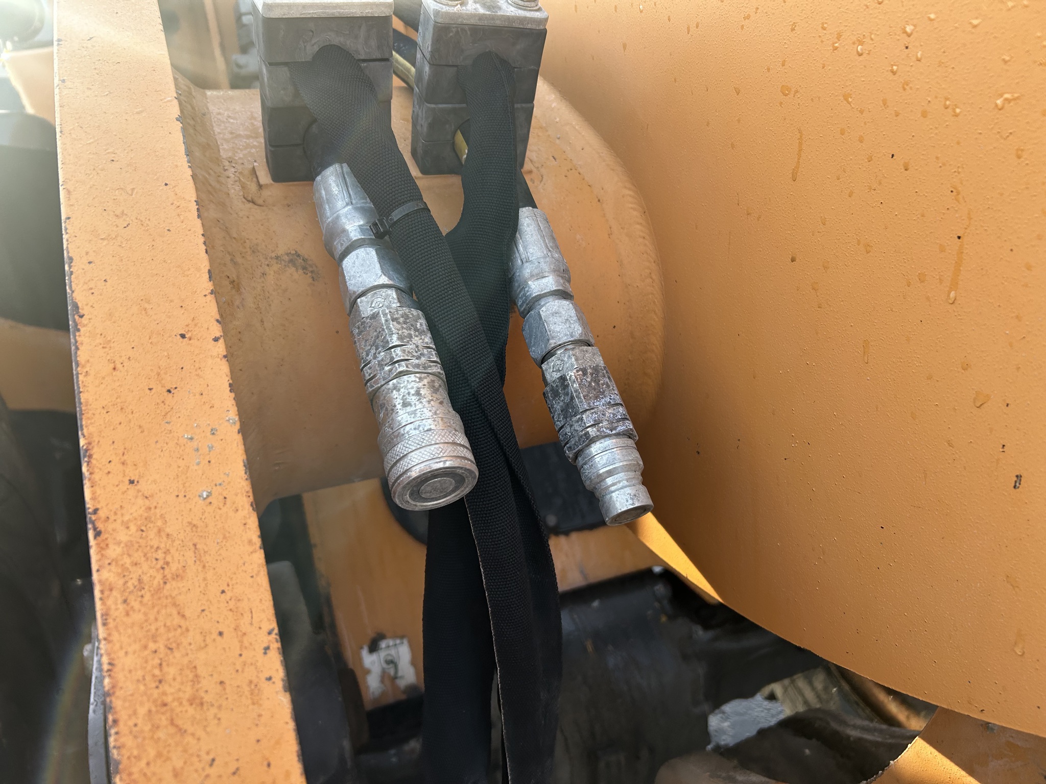 2016 Case 621F Image 7