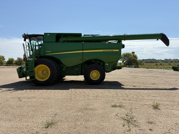 2024 John Deere S770 - Photo6