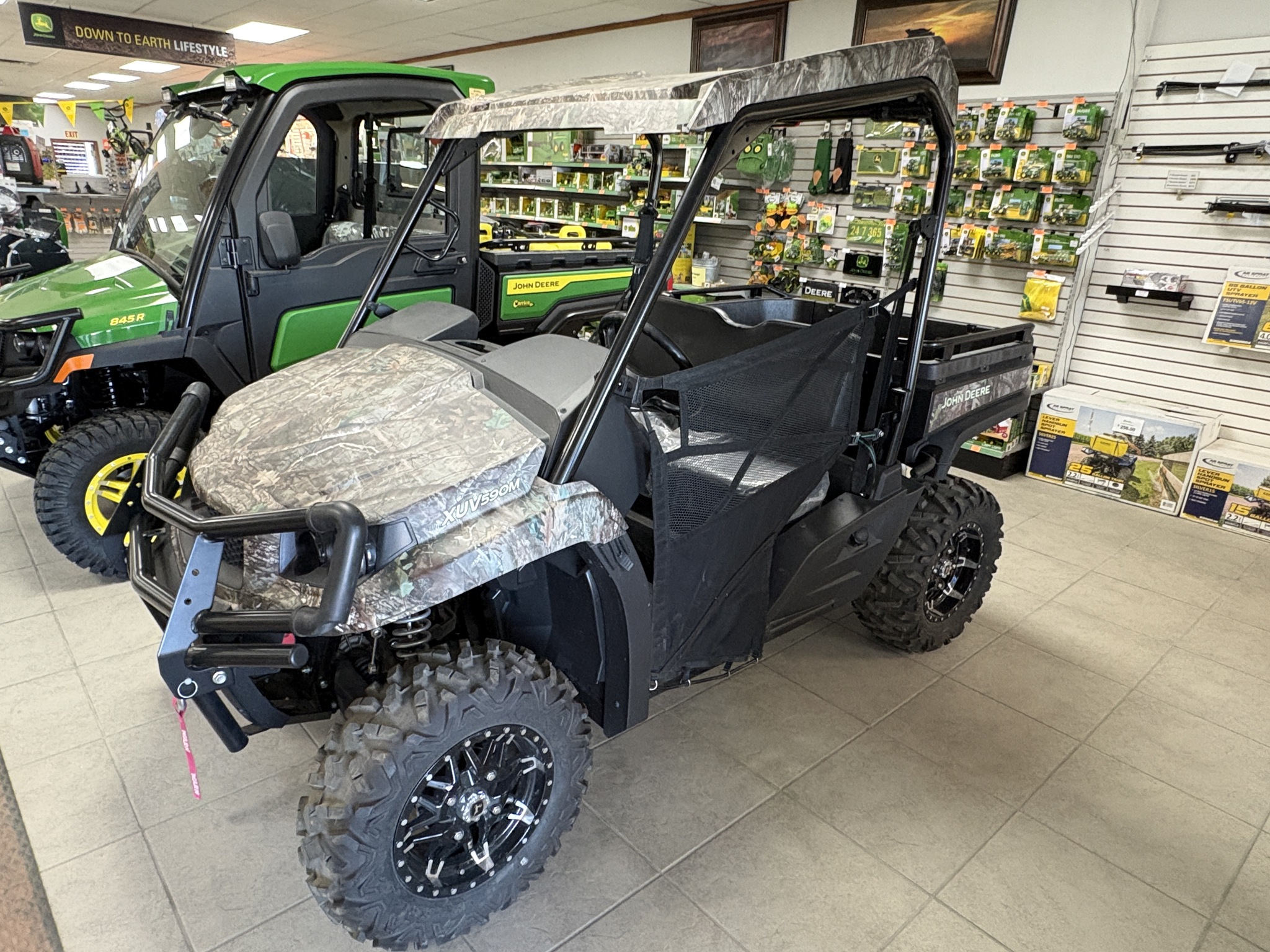2024 John Deere 590M Image 3