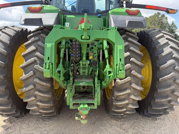 2025 John Deere 8R 410 - Photo23