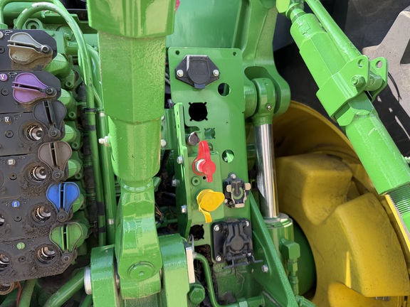 2025 John Deere 8R 410 - Photo26