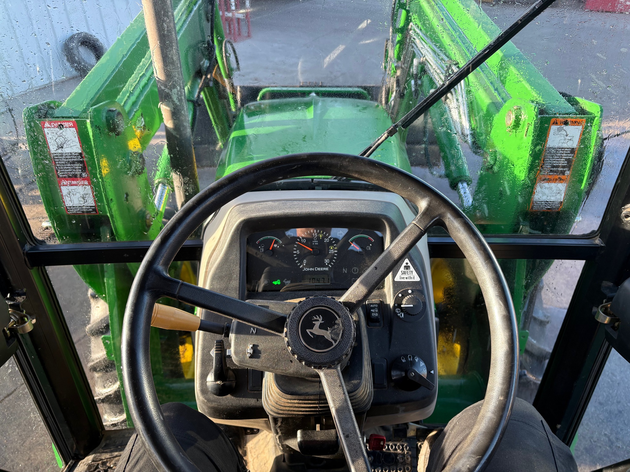 2007 John Deere 5625 Image 12