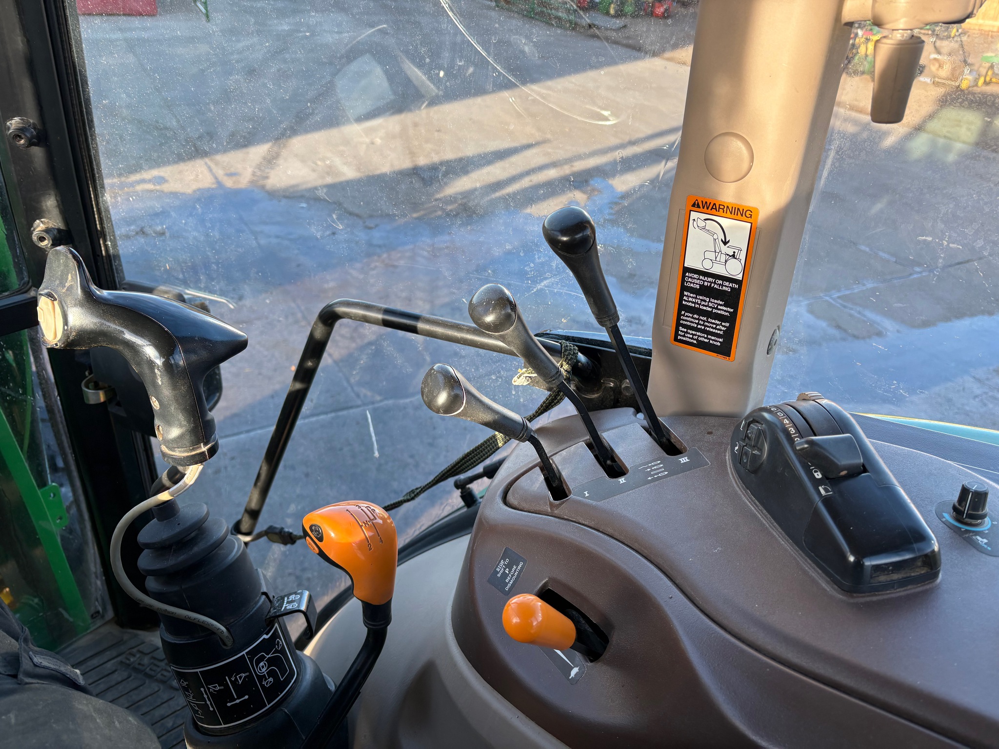 2007 John Deere 5625 Image 14